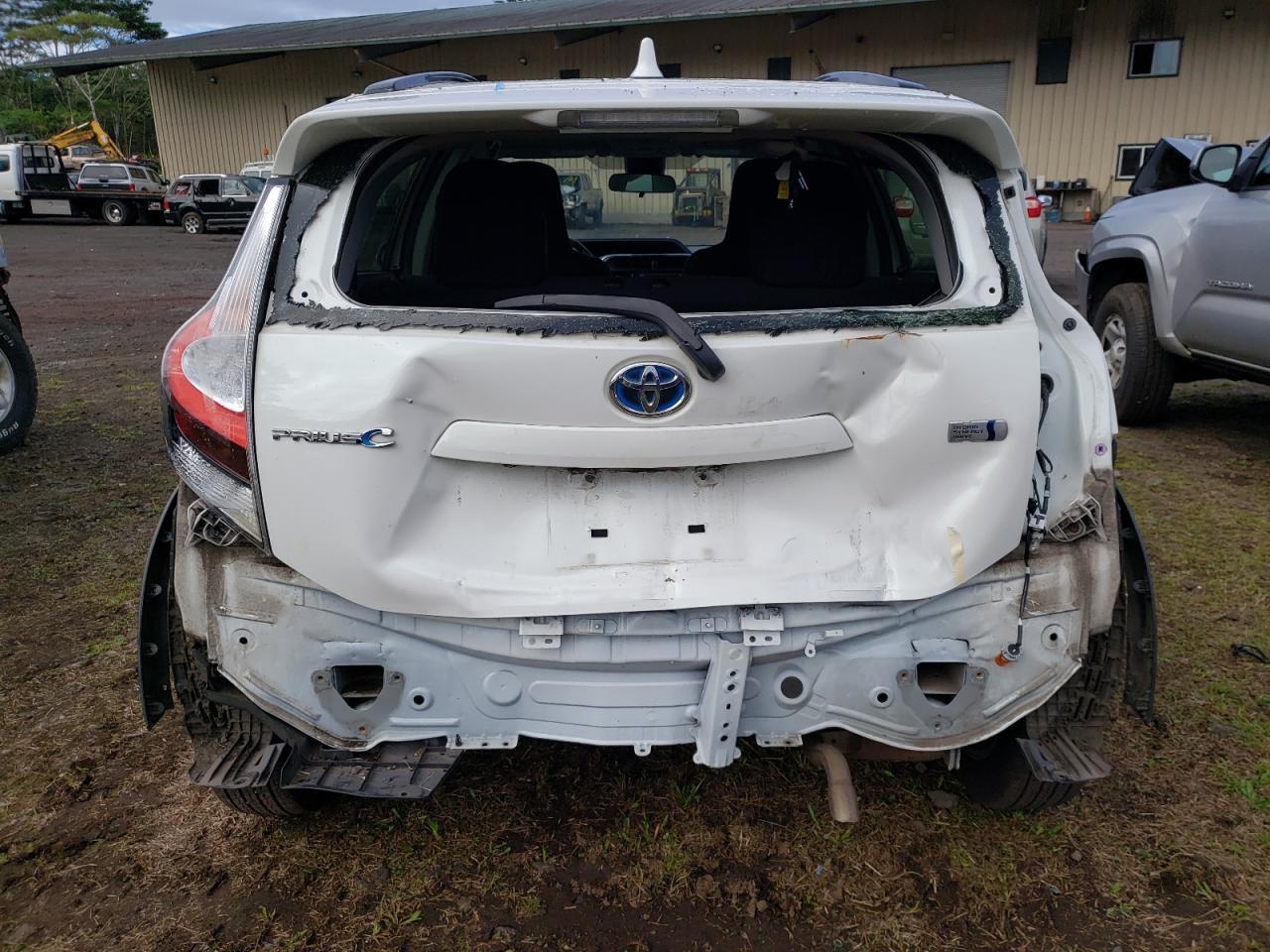 2018 TOYOTA PRIUS C - Image 6