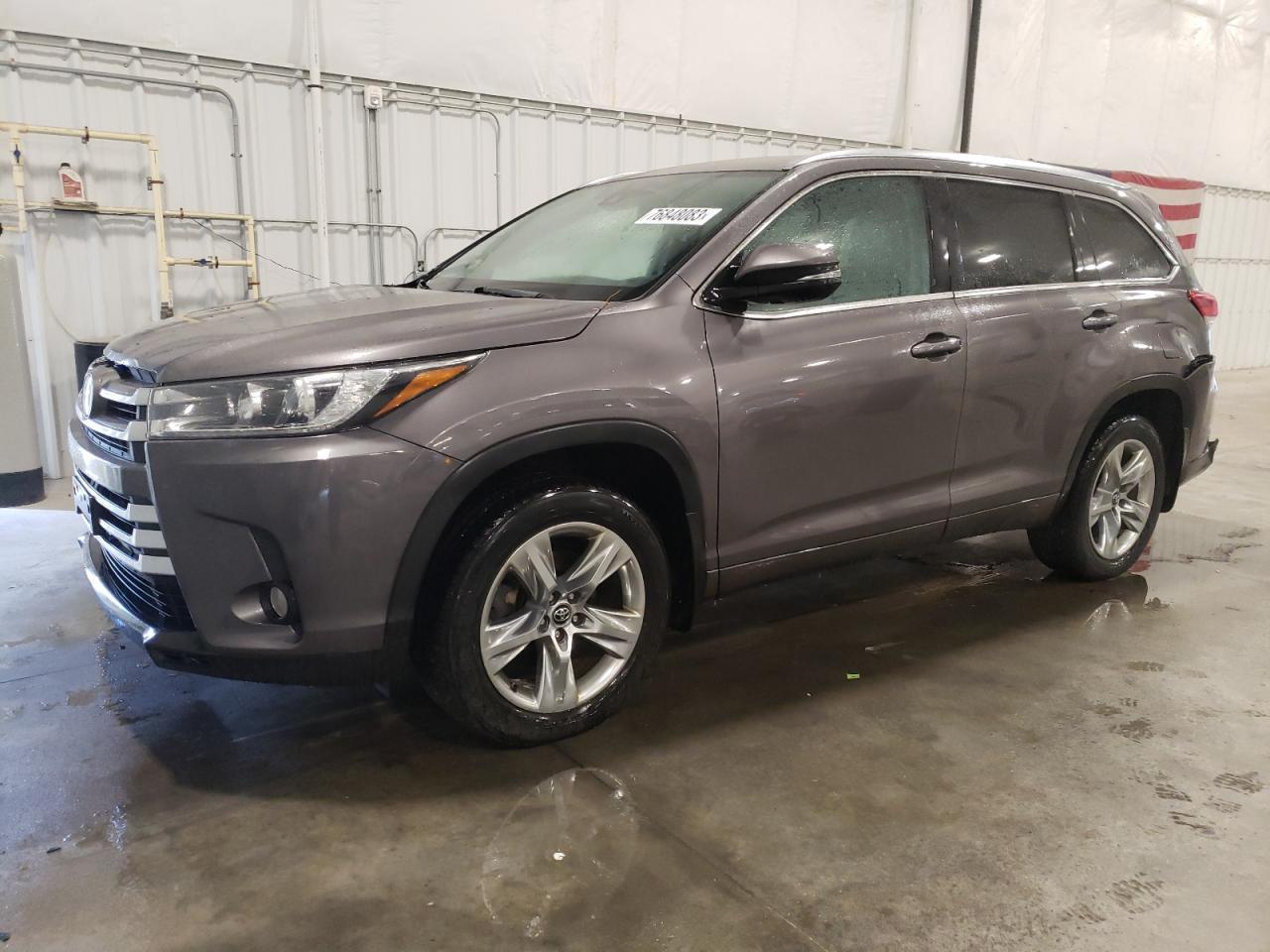 2018 TOYOTA HIGHLANDER