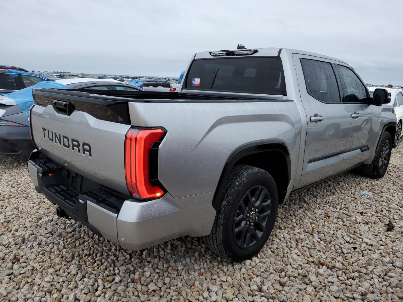 2023 TOYOTA TUNDRA CRE - Фото 3