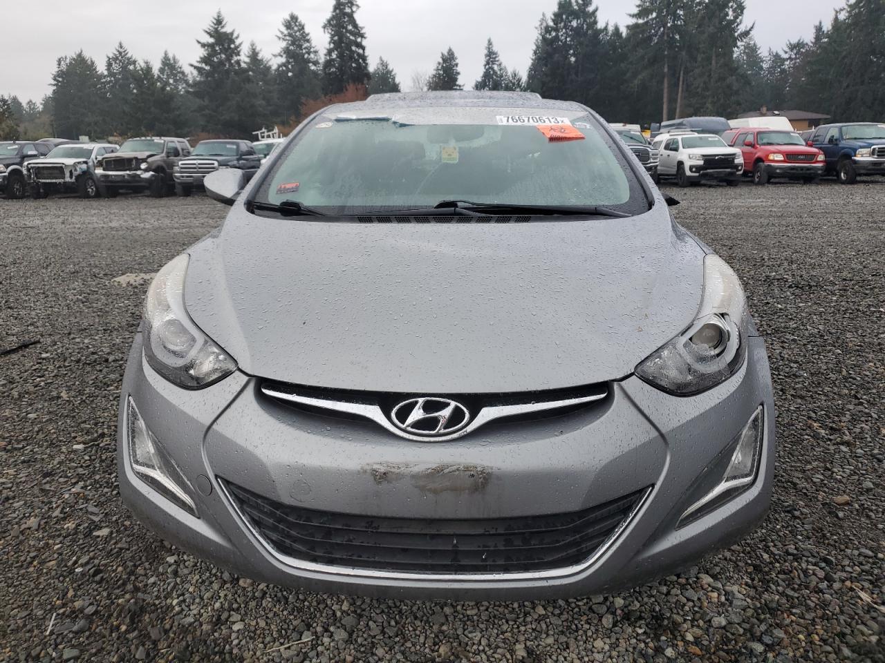 2015 HYUNDAI ELANTRA SE - Image 5