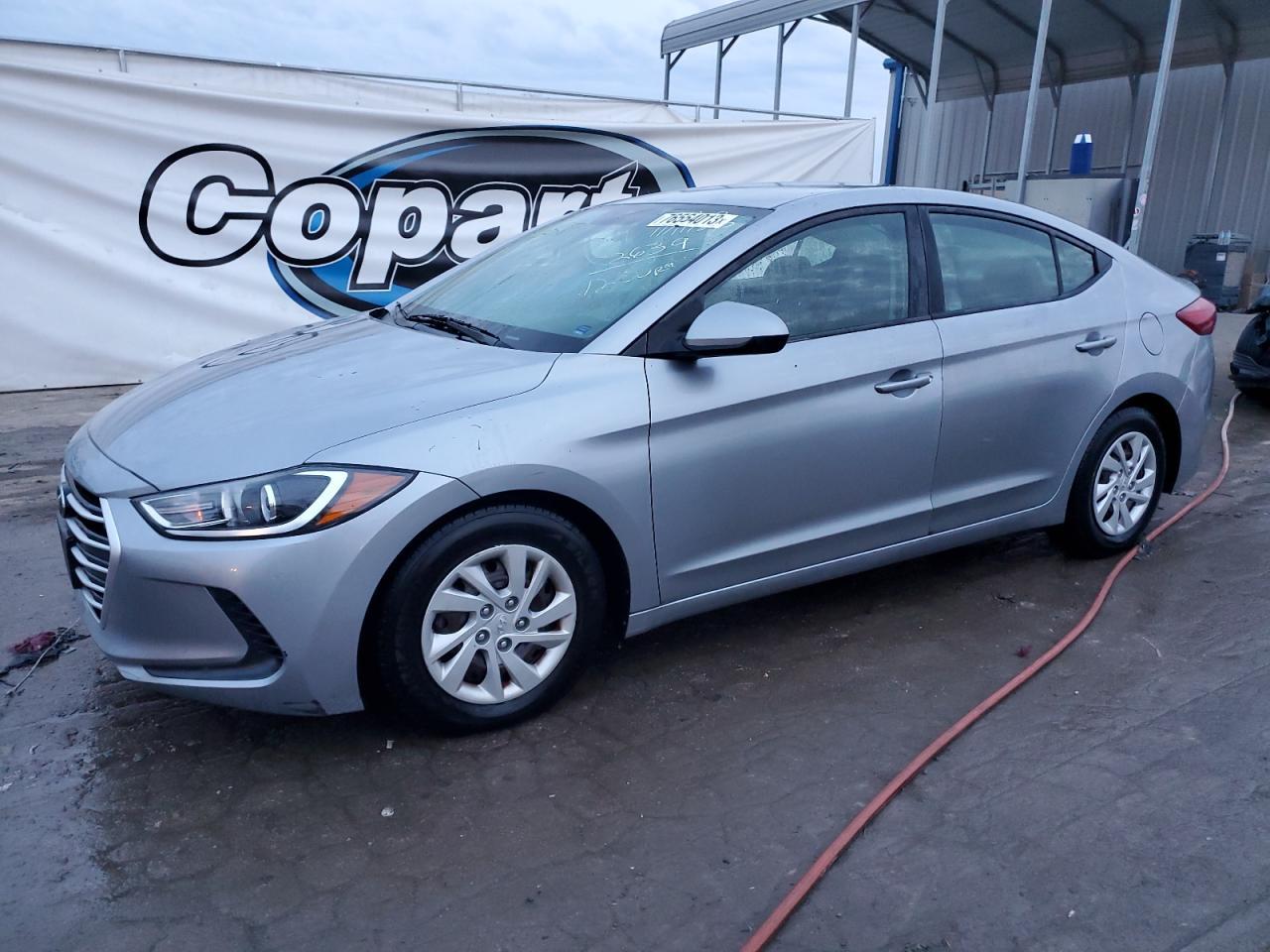 2017 HYUNDAI ELANTRA SE