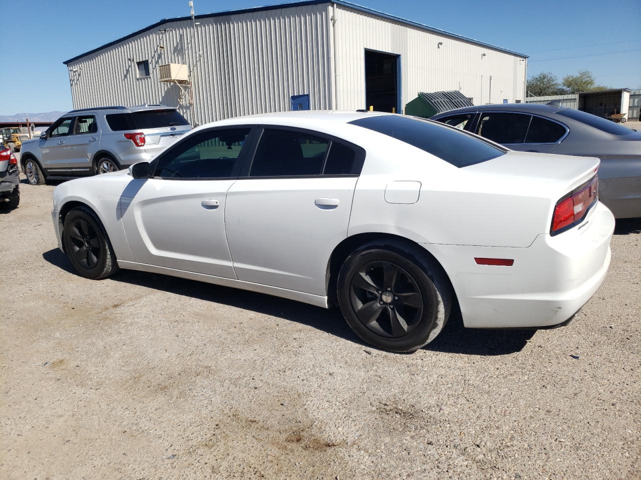 2014 DODGE CHARGER SE - Фото 2