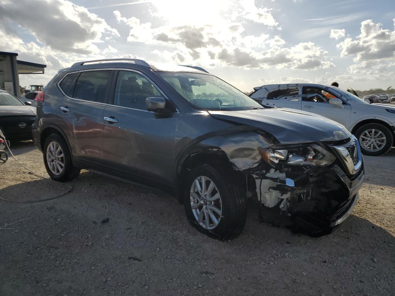 2018 NISSAN ROGUE S - Image 4