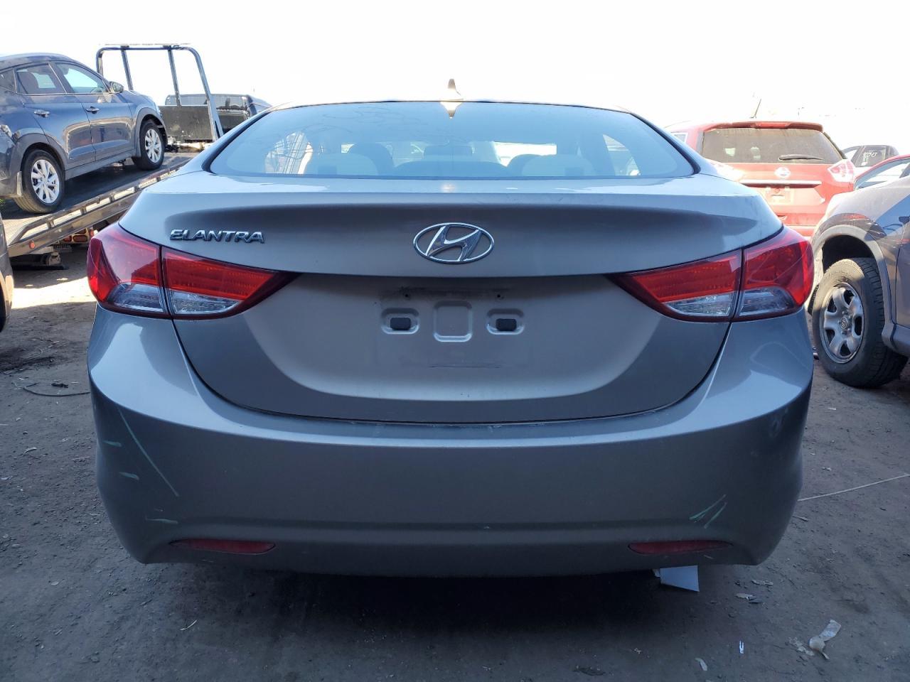 2013 HYUNDAI ELANTRA GL - Фото 6