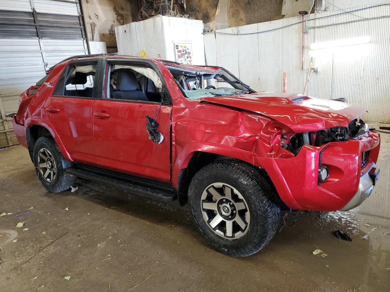 2020 TOYOTA 4RUNNER SR - Фото 4