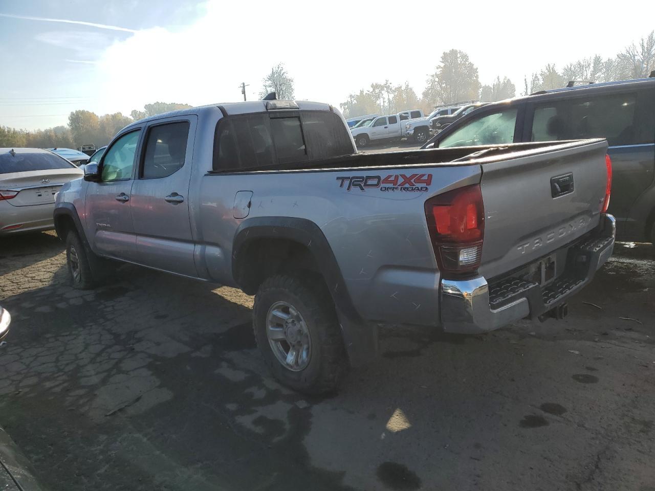 2019 TOYOTA TACOMA DOU - Фото 2