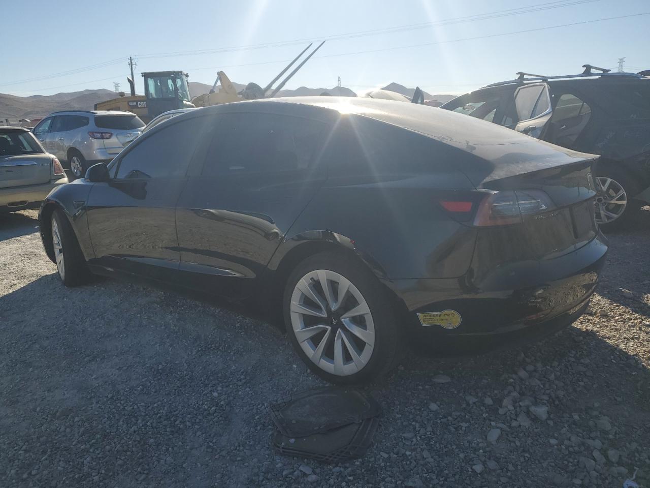 2022 TESLA MODEL 3 - Image 2