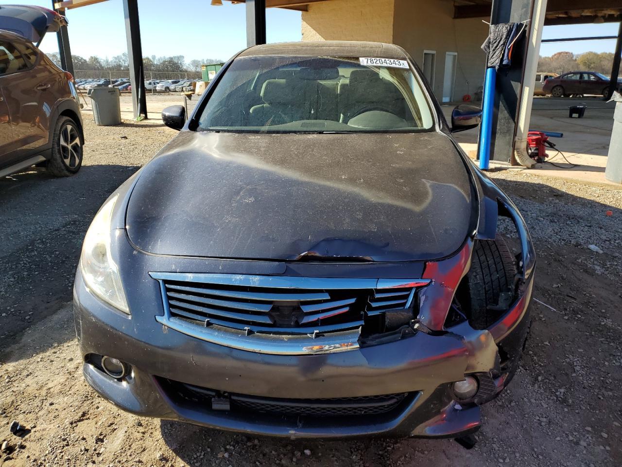 2011 INFINITI G37 - Image 5