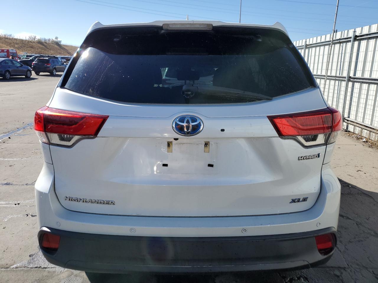 2019 TOYOTA HIGHLANDER - Image 6