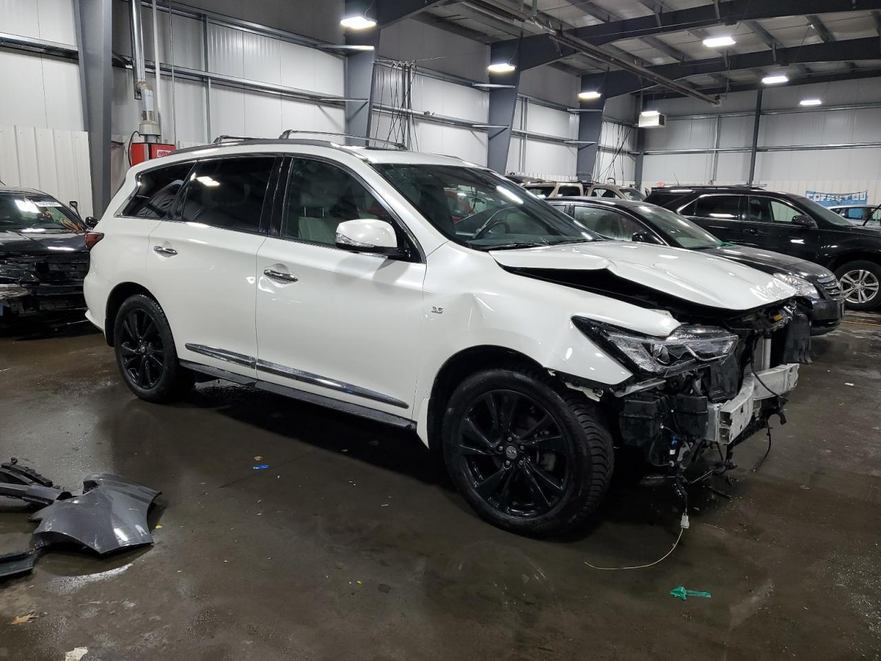 2019 INFINITI QX60 LUXE - Фото 4