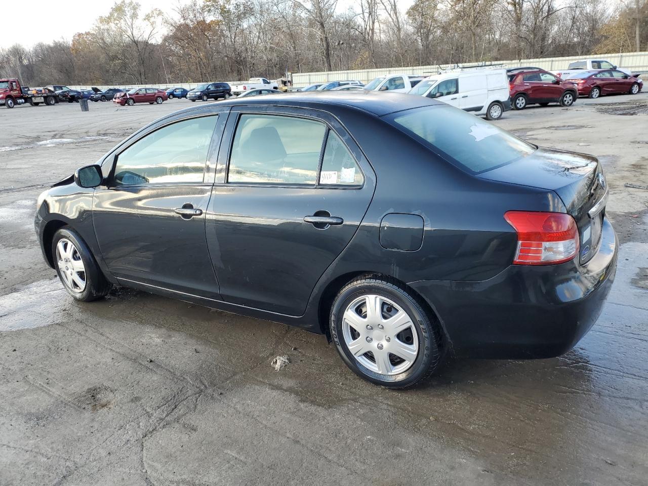 2012 TOYOTA YARIS - Фото 2