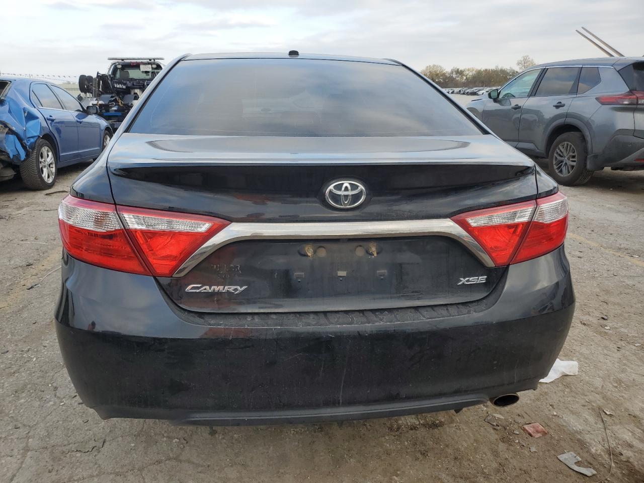 2016 TOYOTA CAMRY LE - Фото 6