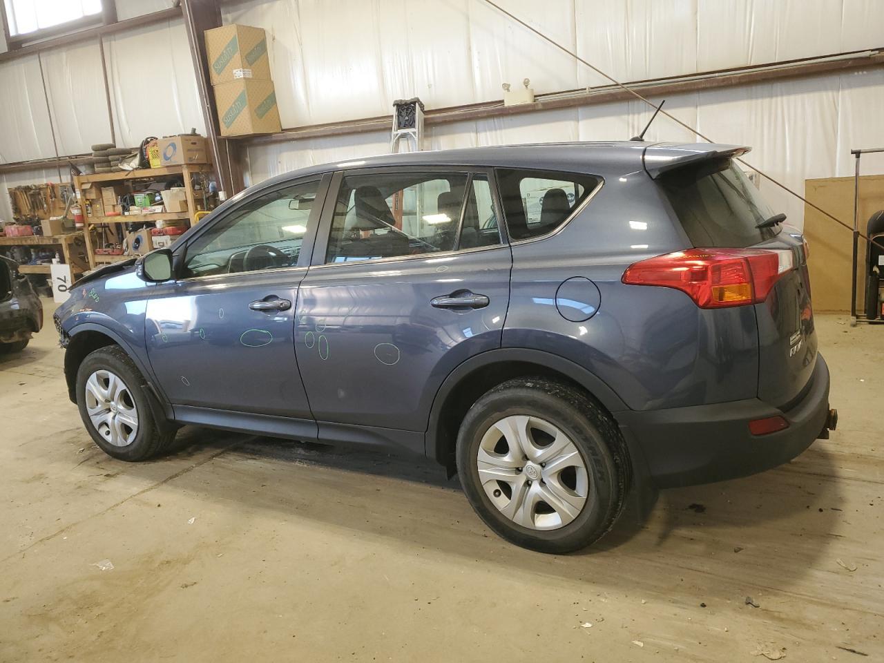 2014 TOYOTA RAV4 LE - Фото 2