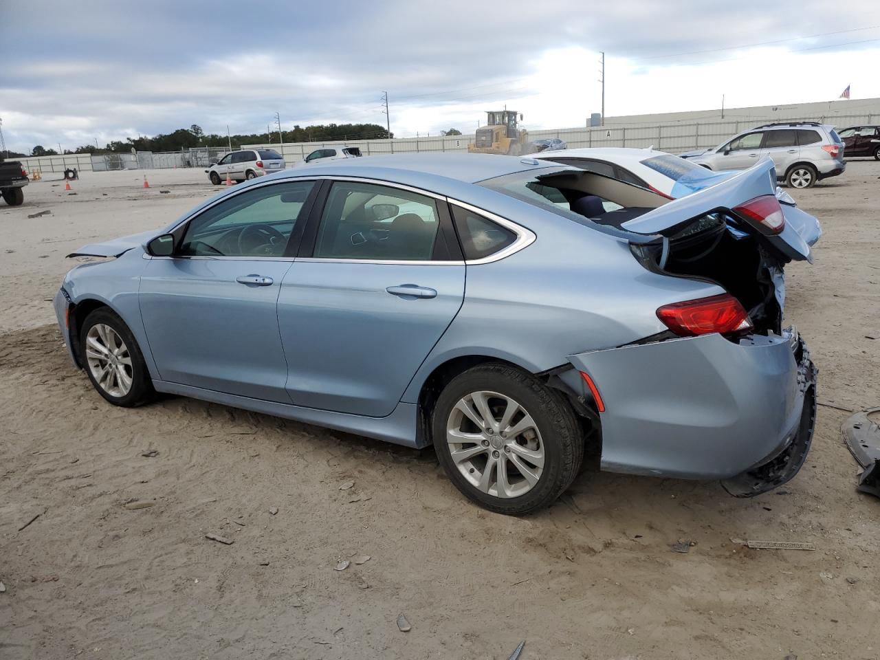 2015 CHRYSLER 200 LIMITE - Фото 2