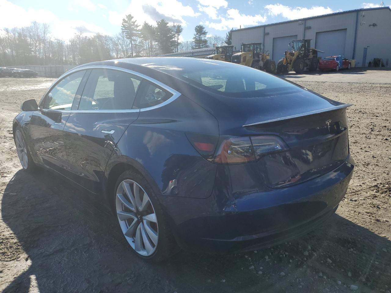 2019 TESLA MODEL 3 - Image 2
