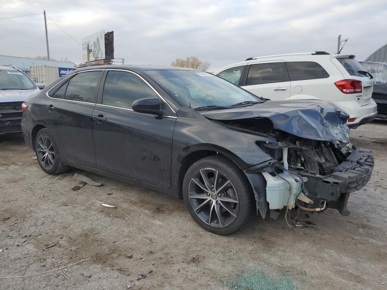 2016 TOYOTA CAMRY LE - Фото 4