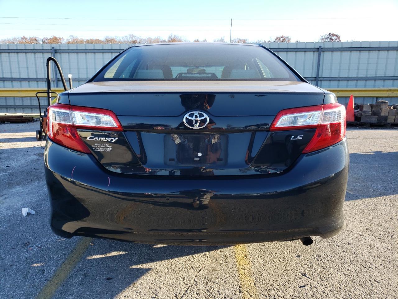 2013 TOYOTA CAMRY L - Image 6