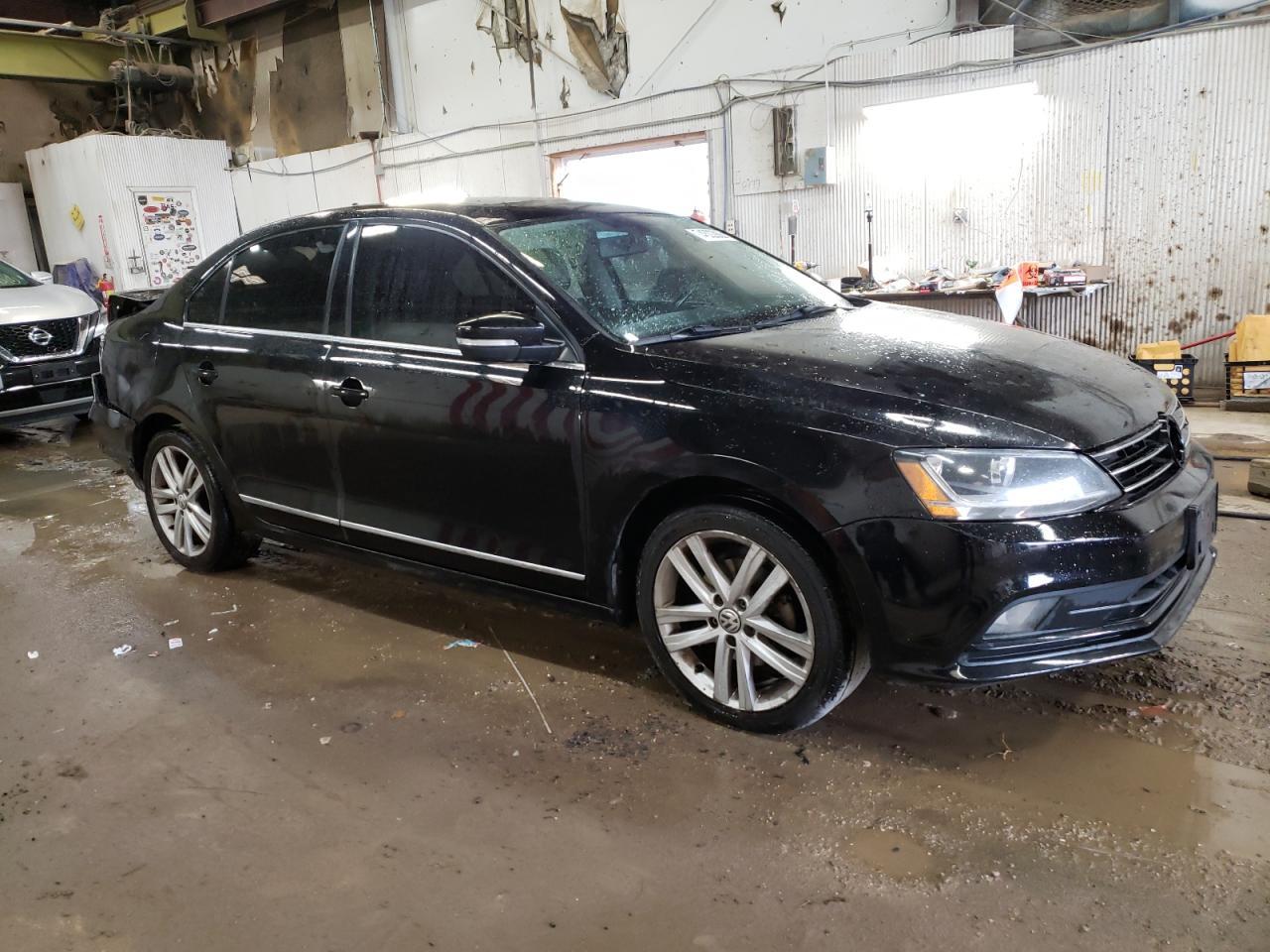 2017 VOLKSWAGEN JETTA SEL - Image 4