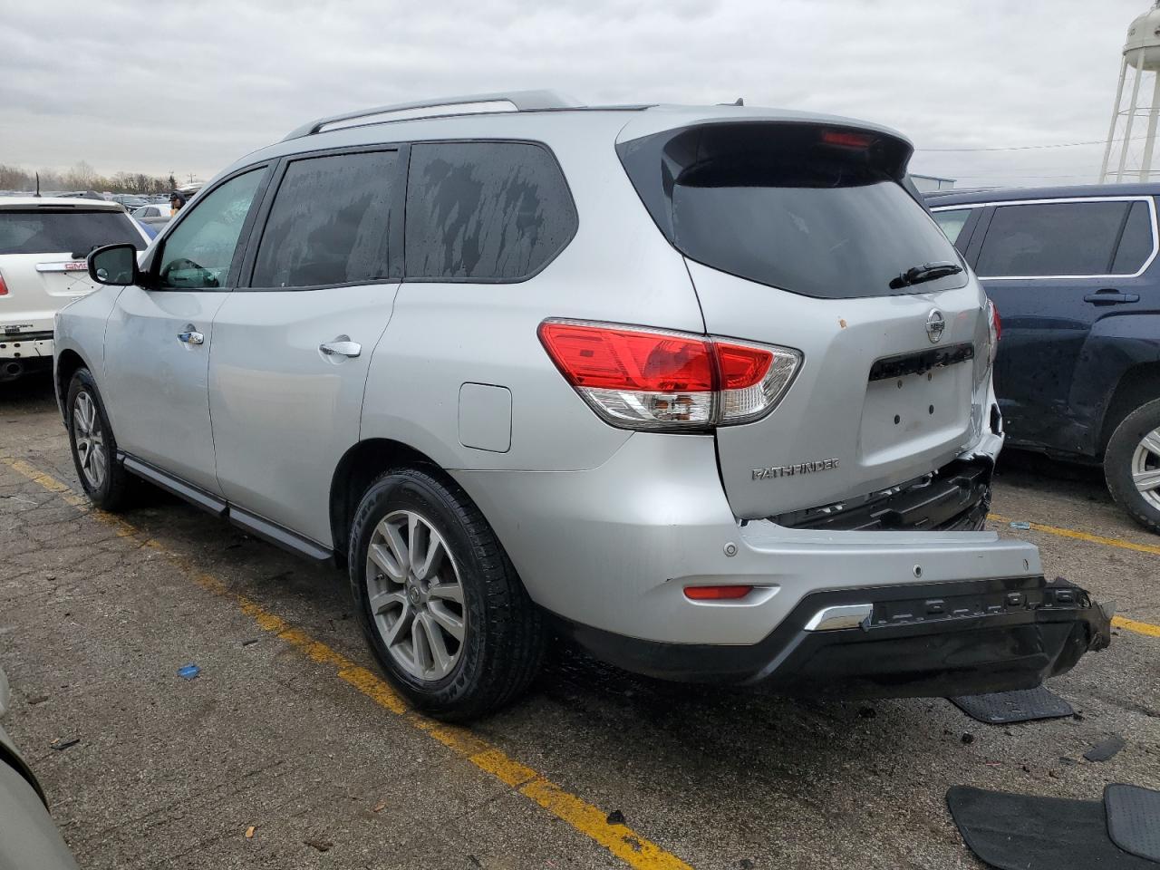 2013 NISSAN PATHFINDER - Фото 2