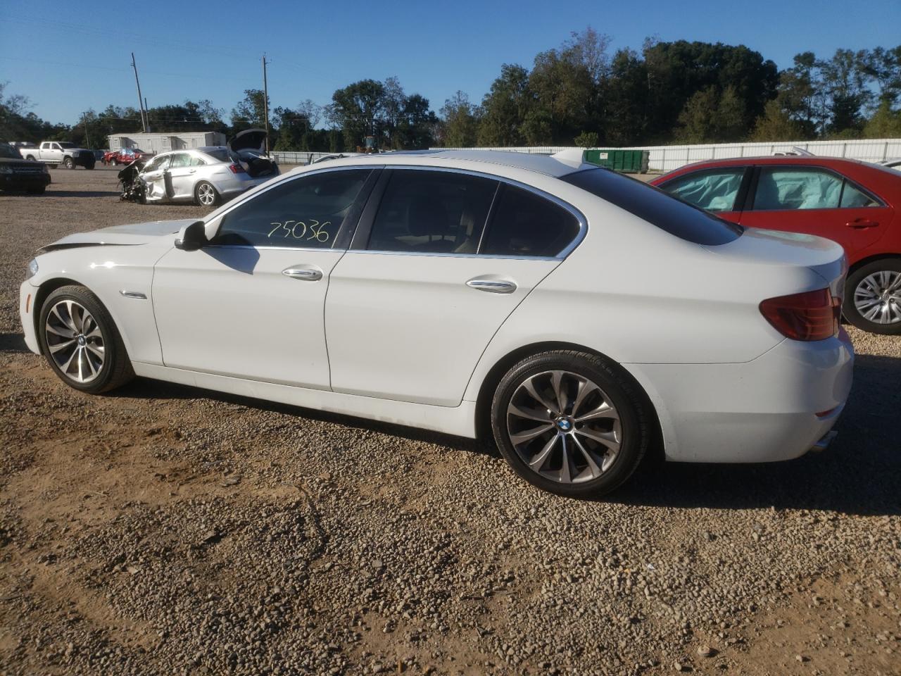 2016 BMW 528 I - Фото 2