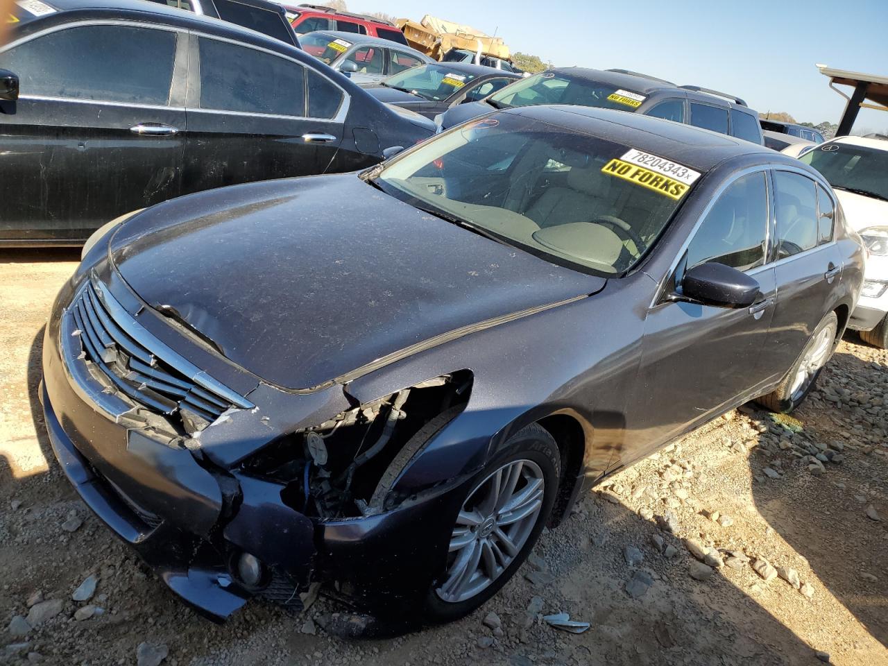 2011 INFINITI G37