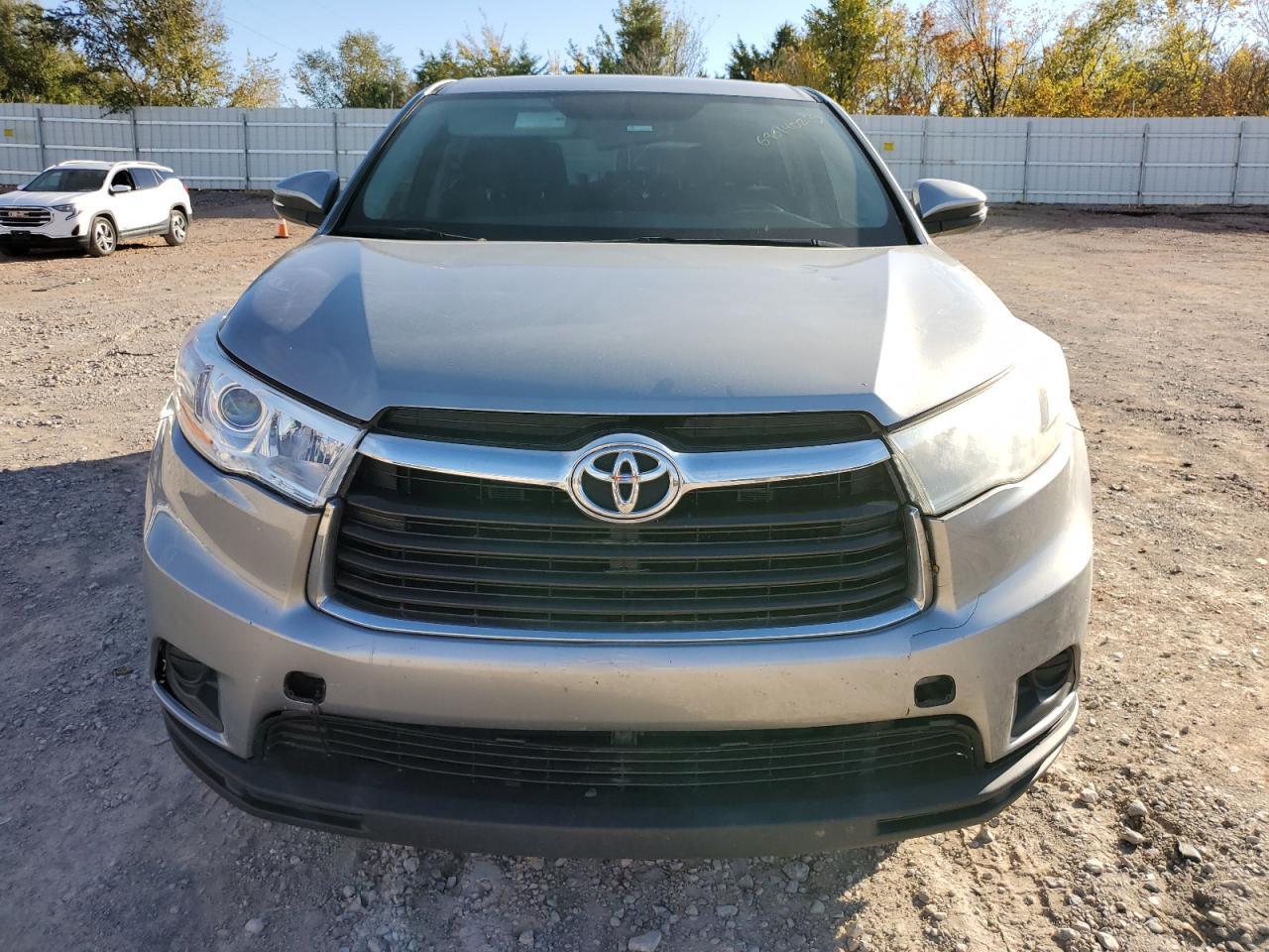 2015 TOYOTA HIGHLANDER - Фото 5