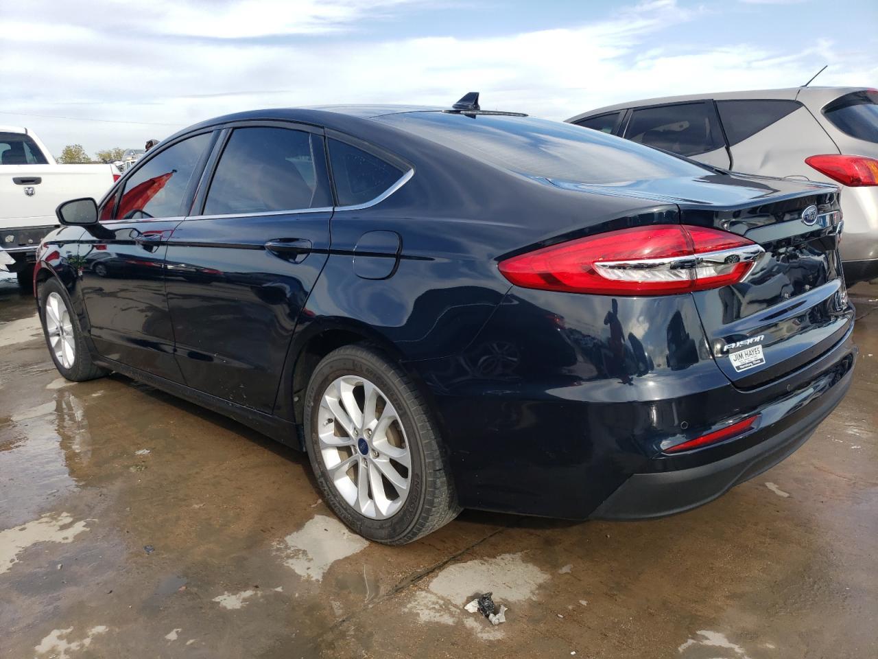 2020 FORD FUSION SE - Image 2