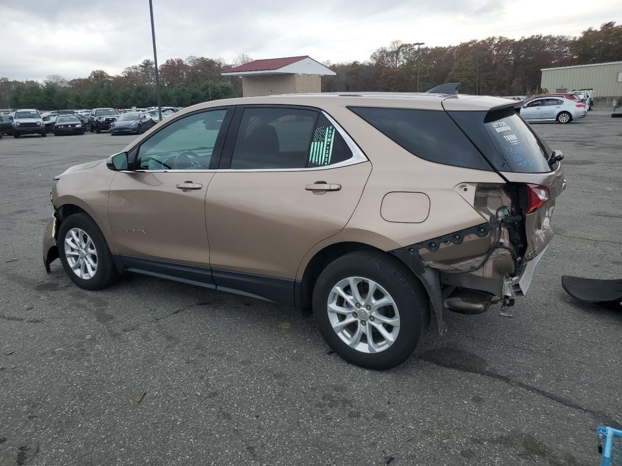 2019 CHEVROLET EQUINOX LT - Image 2