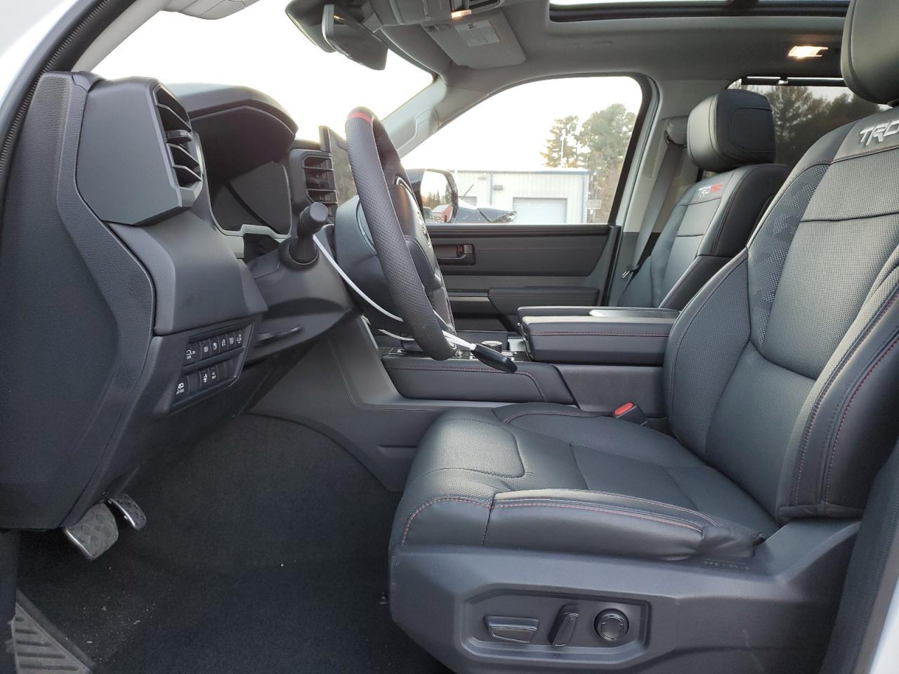 2023 TOYOTA SEQUOIA SR - Image 7