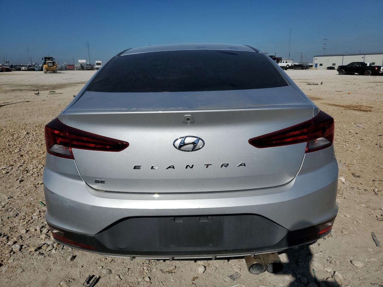 2019 HYUNDAI ELANTRA SE - Фото 6