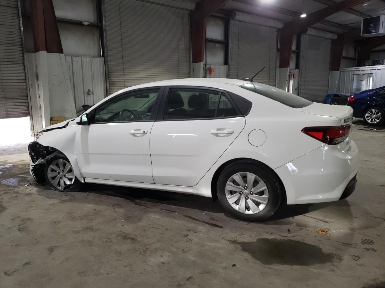 2020 KIA RIO LX - Image 2
