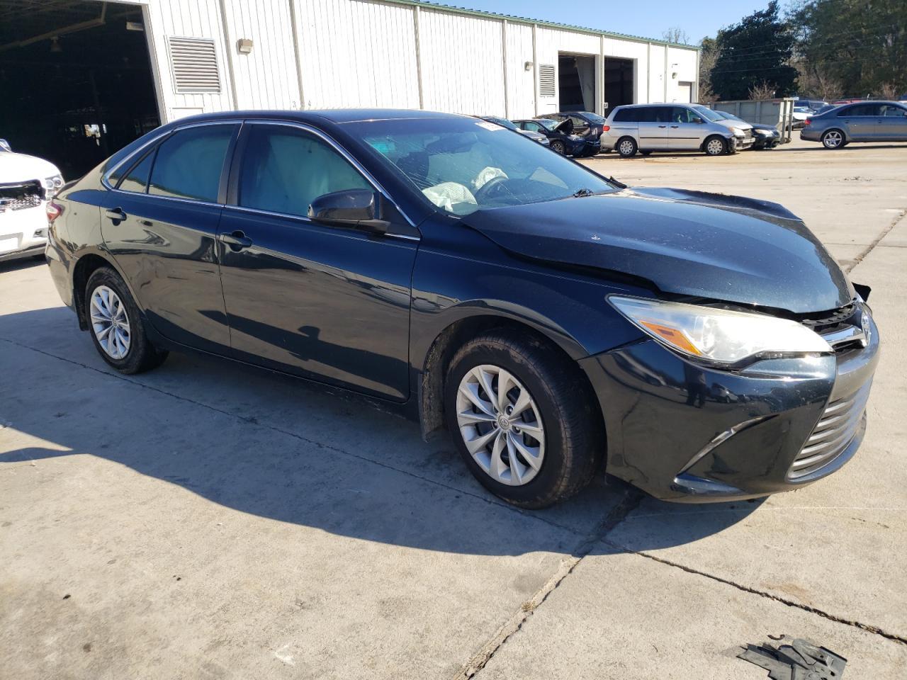2017 TOYOTA CAMRY LE - Image 4