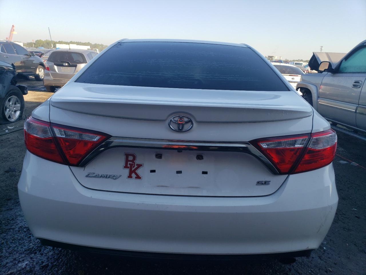 2015 TOYOTA CAMRY LE - Фото 6