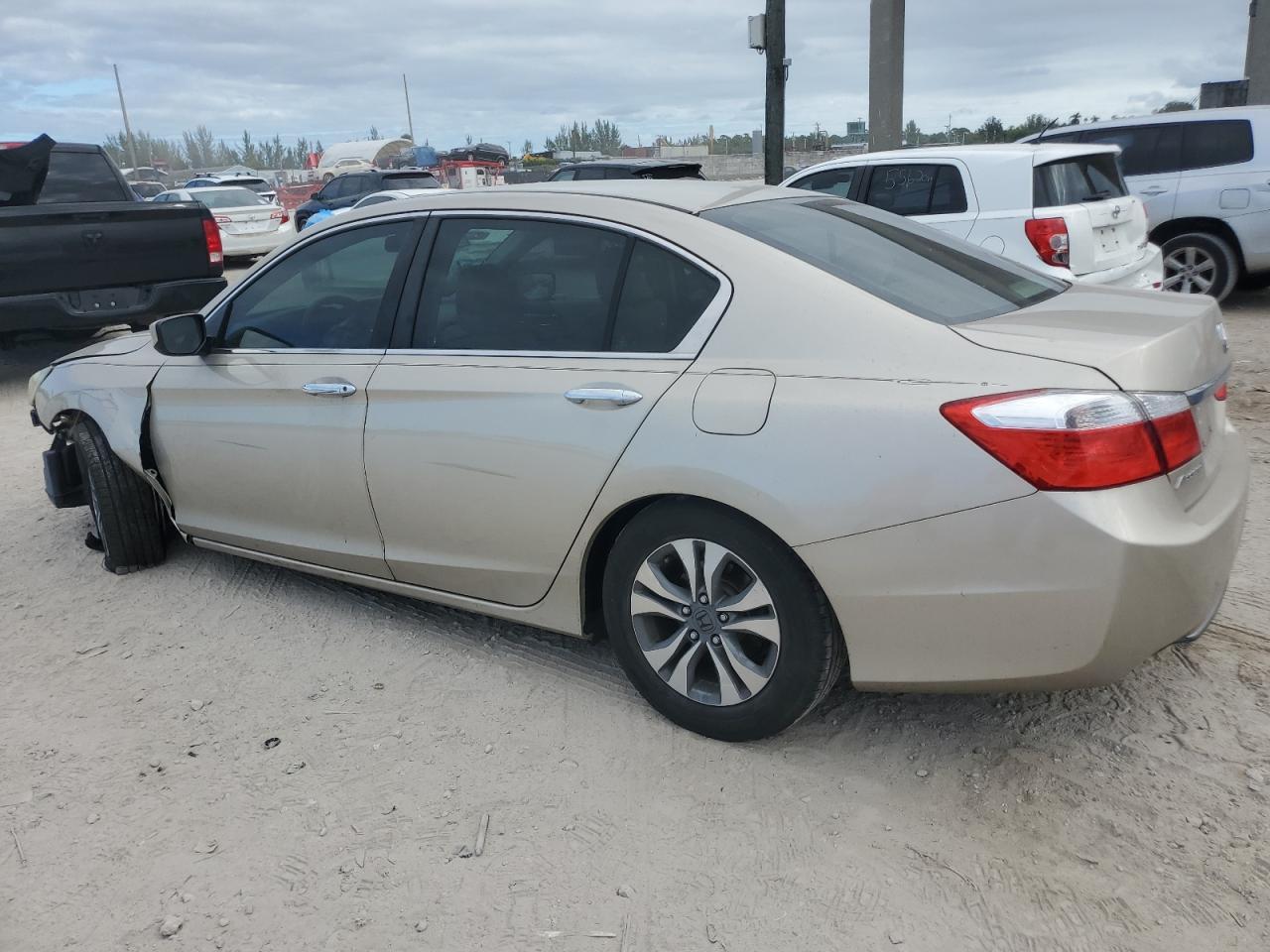 2014 HONDA ACCORD LX - Image 2
