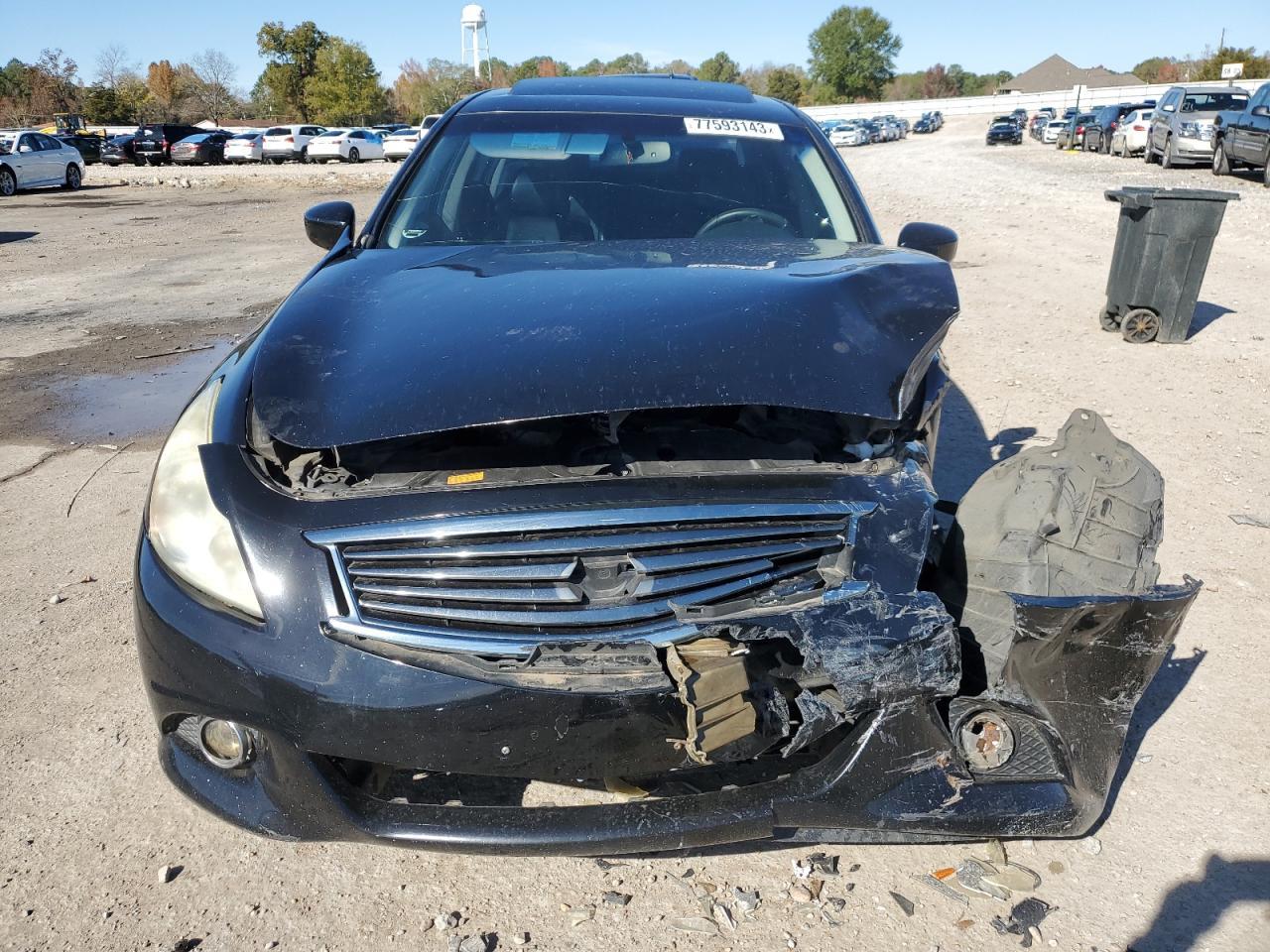 2011 INFINITI G37 - Image 5