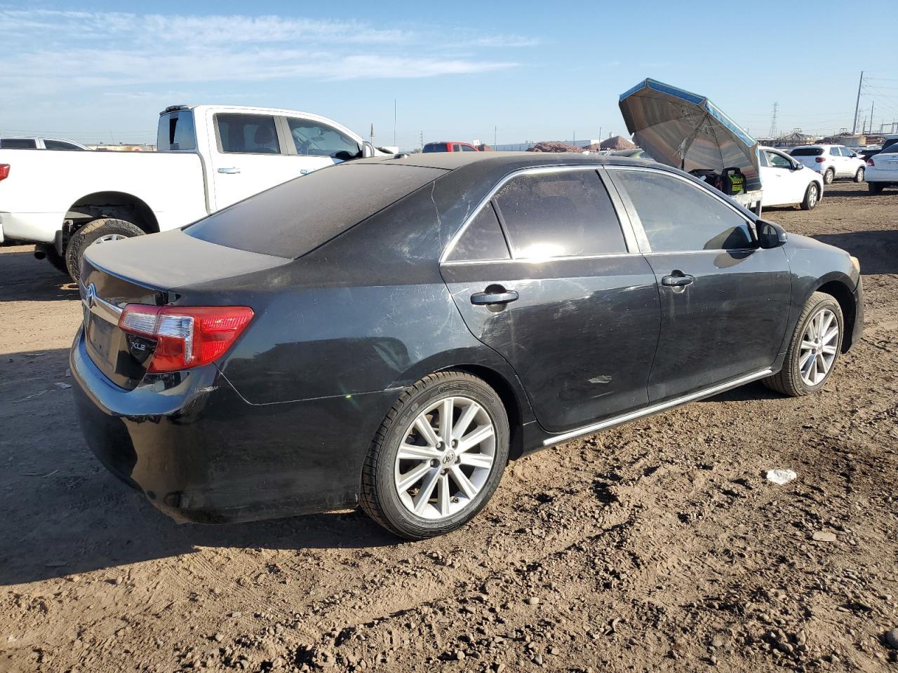 2013 TOYOTA CAMRY L - Фото 3