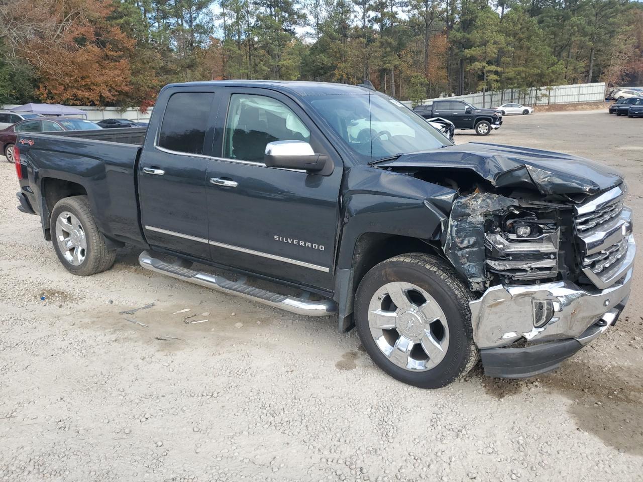 2017 CHEVROLET SILVERADO - Image 4