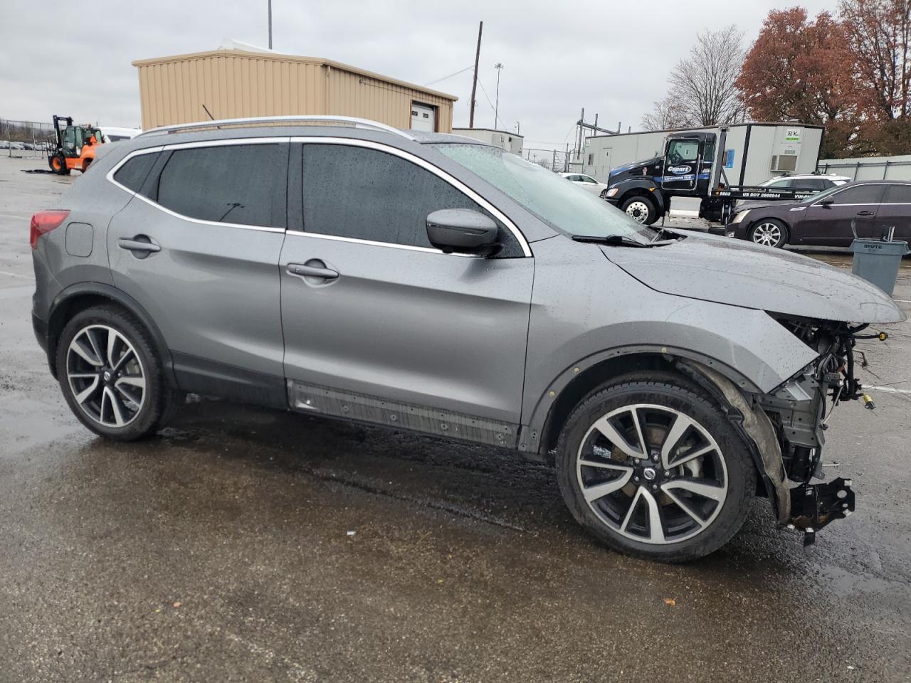 2017 NISSAN ROGUE SPOR - Image 4