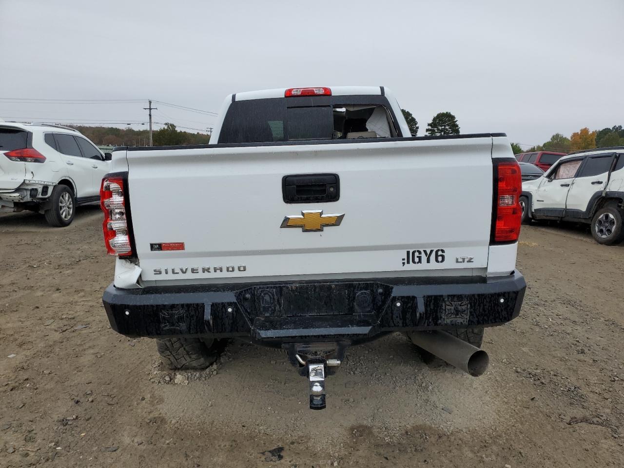 2018 CHEVROLET SILVERADO - Фото 6
