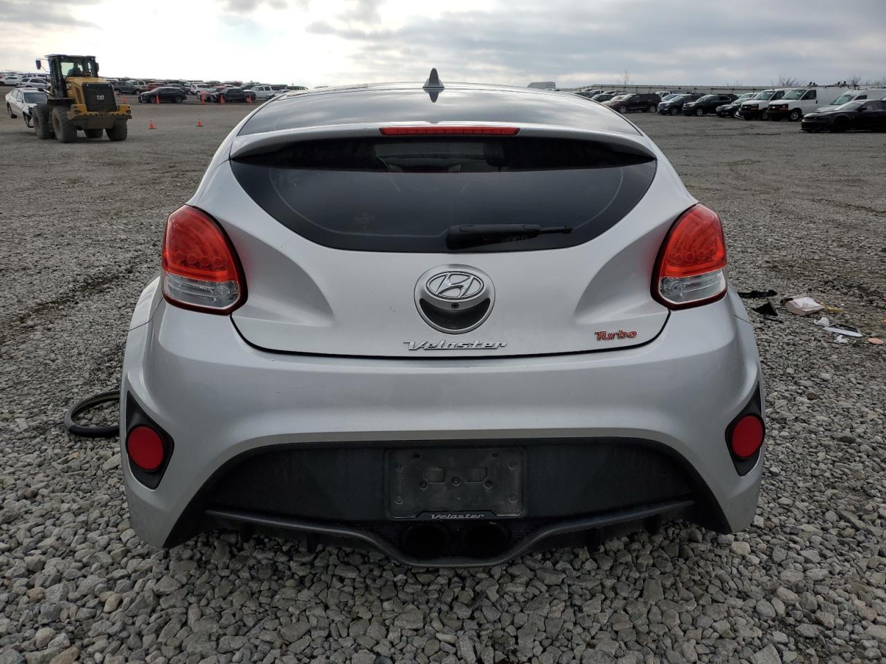 2014 HYUNDAI VELOSTER T - Фото 6
