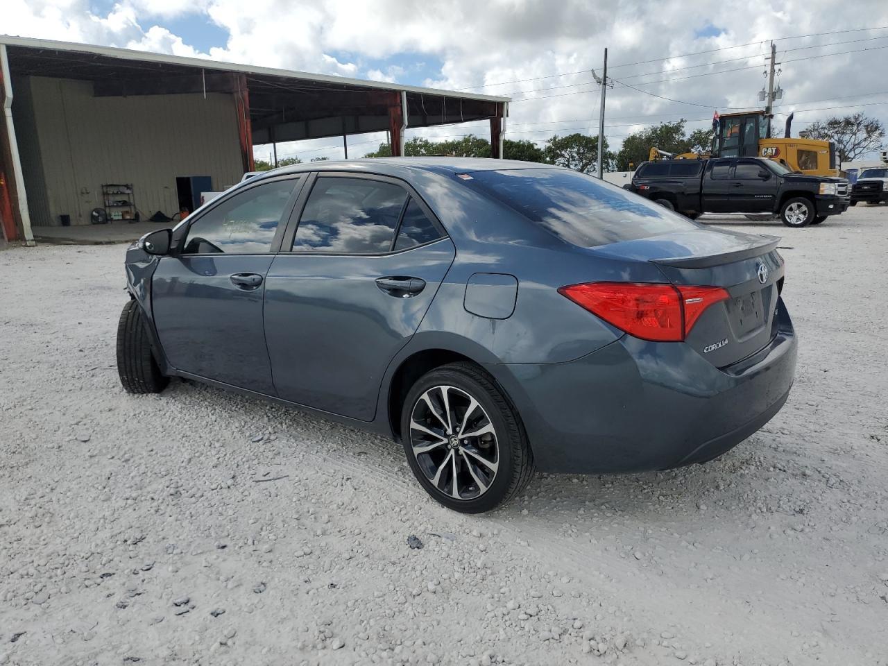 2018 TOYOTA COROLLA L - Image 2