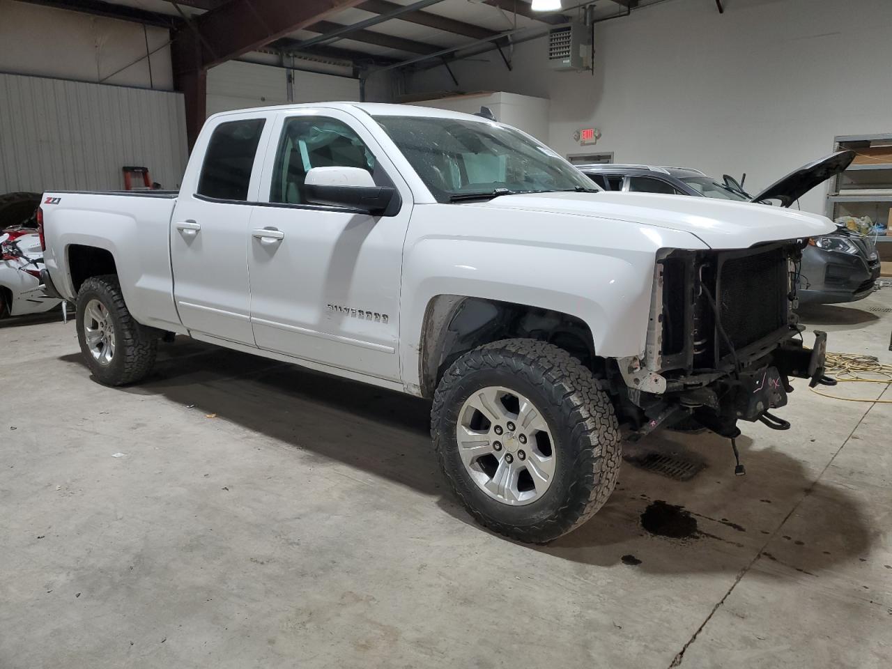 2015 CHEVROLET SILVERADO - Фото 4