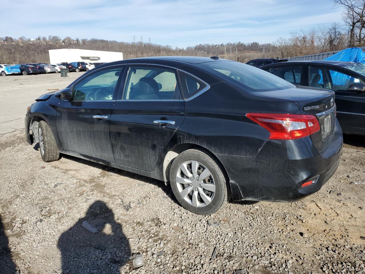 2017 NISSAN SENTRA S - Фото 2