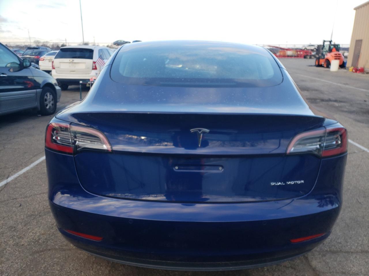 2022 TESLA MODEL 3 - Image 6