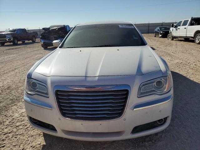 2014 Chrysler 300C - Image 5