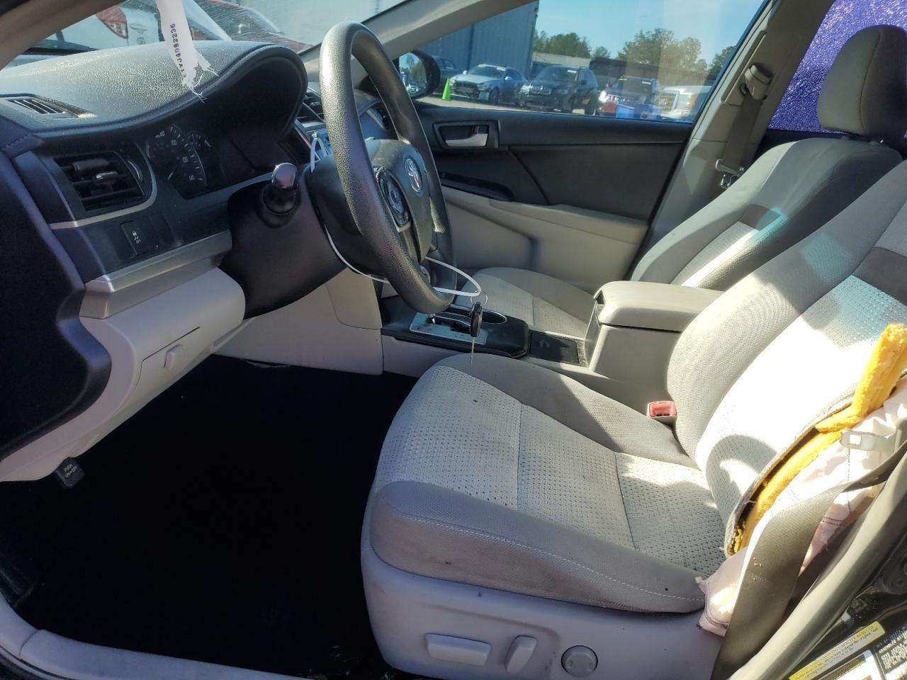 2014 TOYOTA CAMRY L - Image 7