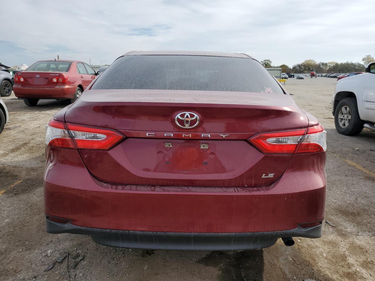2018 TOYOTA CAMRY L - Image 6