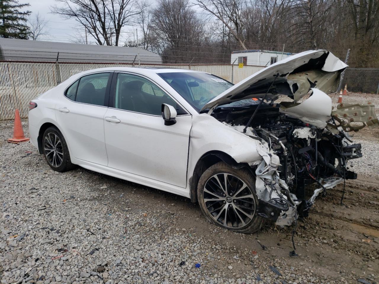 2019 TOYOTA CAMRY L - Image 4