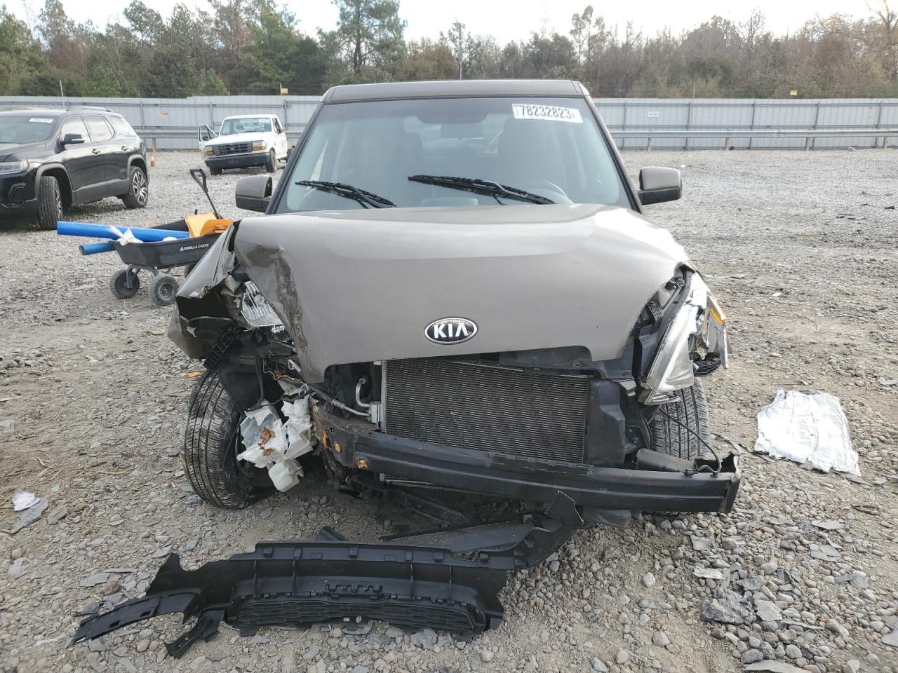 2013 KIA SOUL - Image 5
