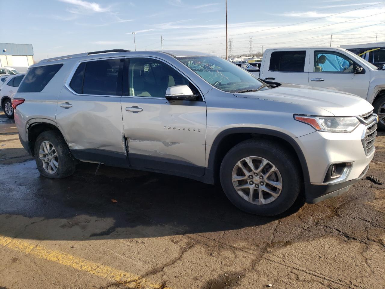 2018 CHEVROLET TRAVERSE L - Фото 4
